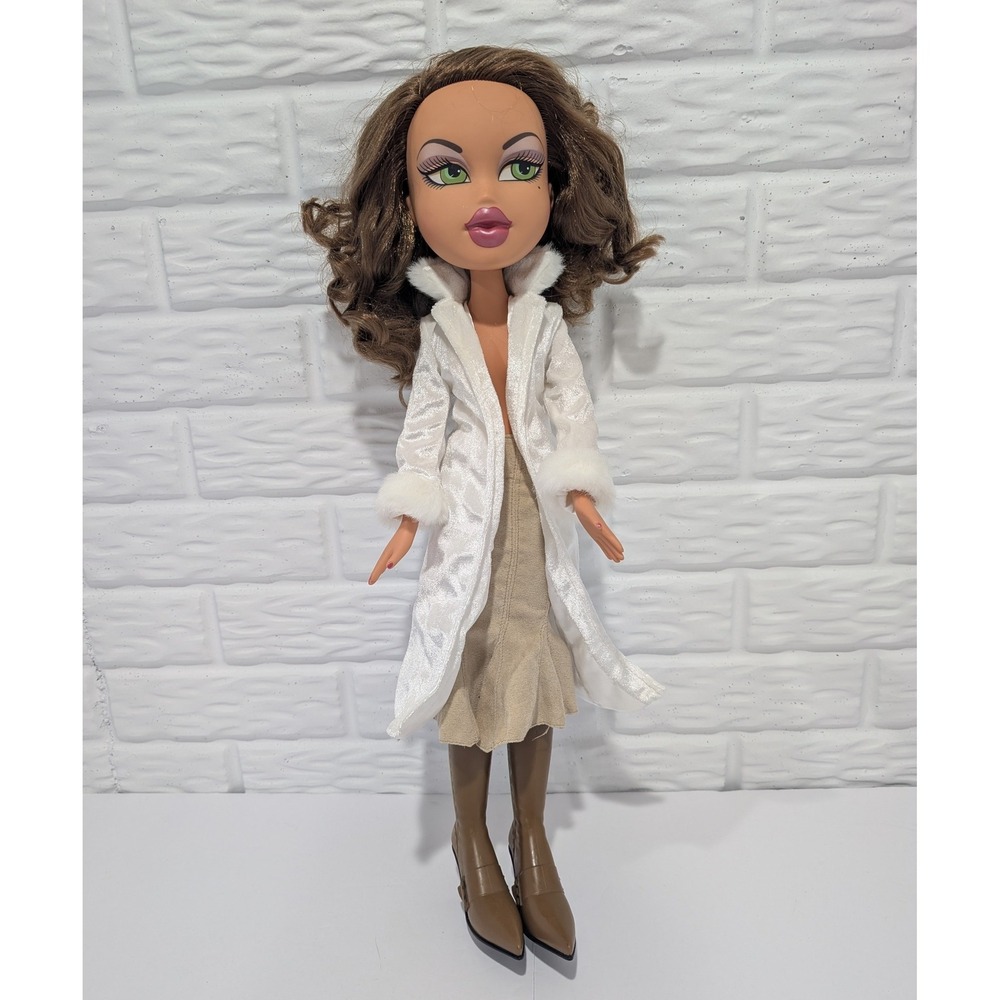 Vintage 2003 MGA Bratz Yasmin 24" Large Fashion Doll - Faux Fur Coat & Boots TLC